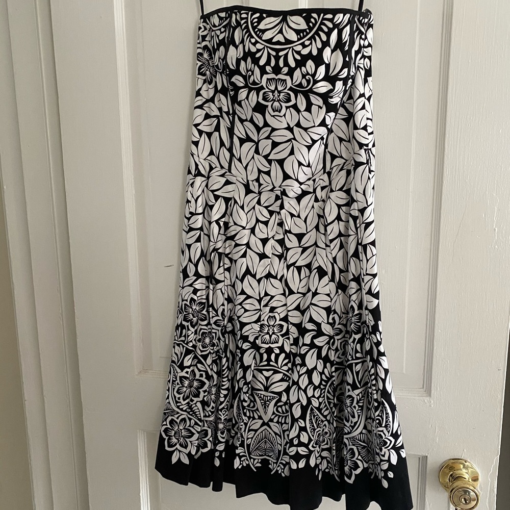 White House Black Market Strapless Dress